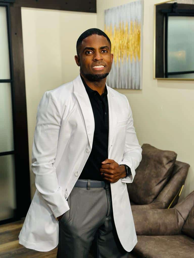 Dr Morris